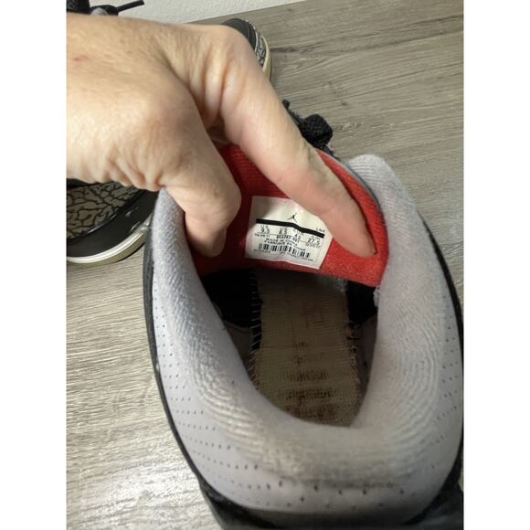 Air Jordan 3 Retro Black Cement 2018 Size 10 854262-012 OG Nike Air 9.5 main image 8